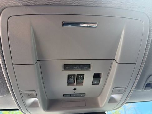Used 2019 GMC Sierra 3500 Denali w/ Duramax Plus Package AWD/4WD image 24