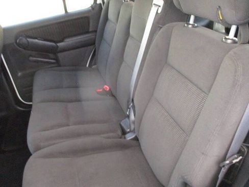Used 2009 Ford Explorer XLT AWD/4WD image 24