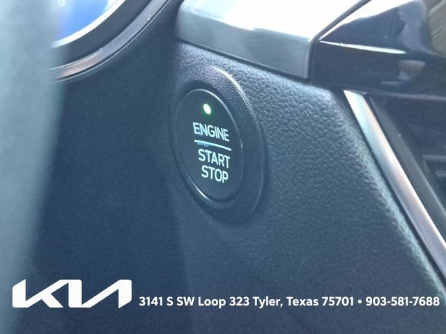 Used 2021 Ford Escape Titanium AWD/4WD image 35