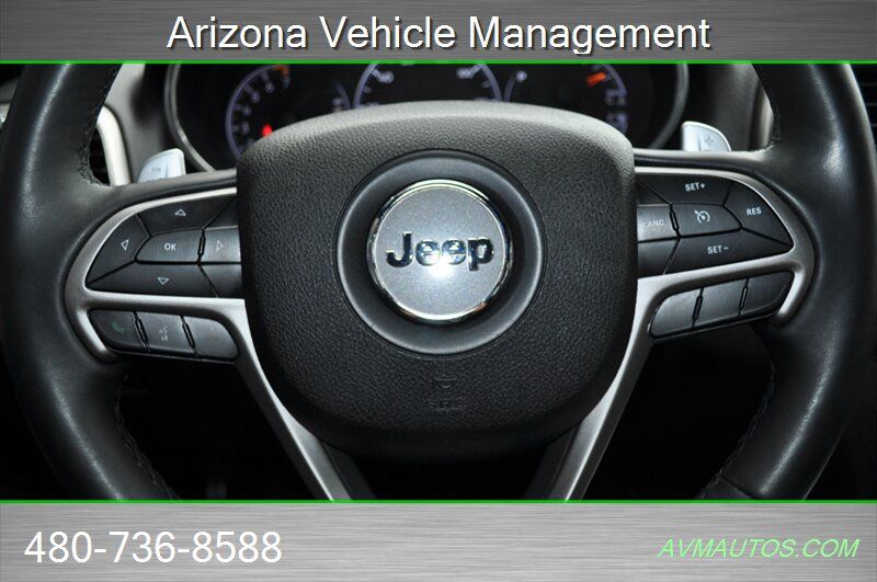 Used 2017 Jeep Grand Cherokee Altitude RWD image 35