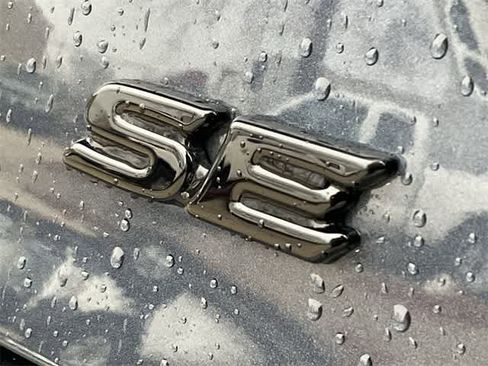 Used 2026 Toyota Camry SE w/ Convenience Package image 11