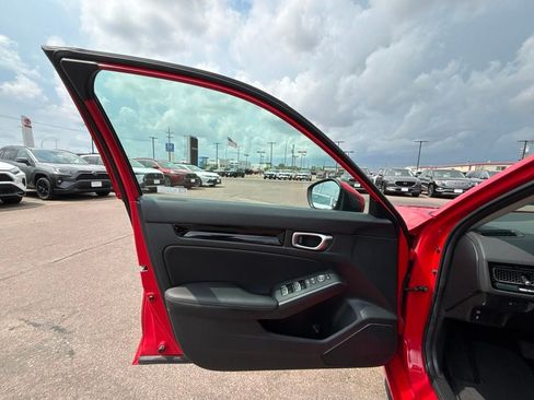 Used 2024 Honda Civic EX-L image 11