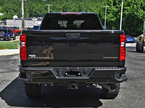 New 2026 Chevrolet Silverado 2500 Custom w/ Custom Value Package AWD/4WD image 7