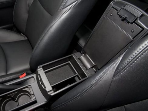 Used 2013 MAZDA MAZDA3 i Touring image 19