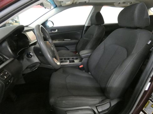 Used 2019 Kia Optima LX FWD image 8