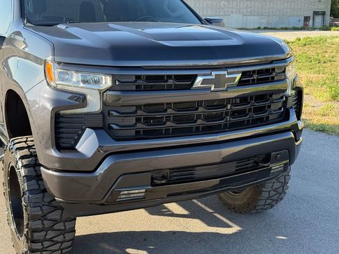 Used 2023 Chevrolet Silverado 1500 RST AWD/4WD image 5