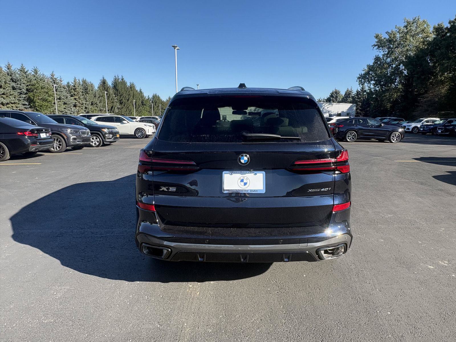 Used 2026 BMW X5 xDrive40i w/ M Sport Package AWD/4WD image 6