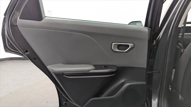 Used 2026 Kia K4 FWD image 16