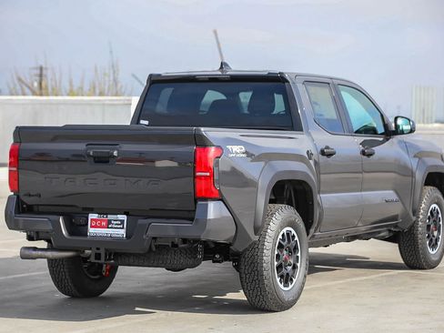 New 2026 Toyota Tacoma TRD Off-Road image 5