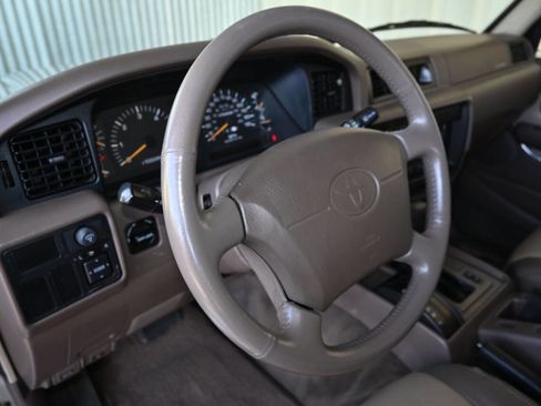 Used 1997 Toyota Land Cruiser image 63
