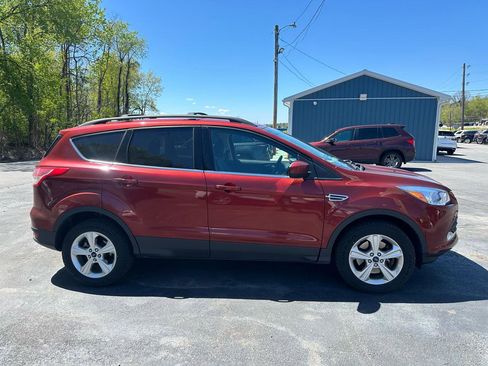 Used 2015 Ford Escape SE w/ Equipment Group 201A AWD/4WD image 4