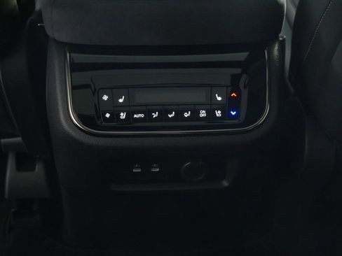New 2026 INFINITI QX80 4WD image 18