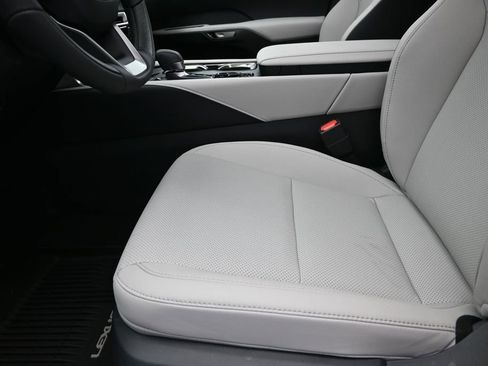 New 2026 Lexus RX 350h AWD/4WD image 13