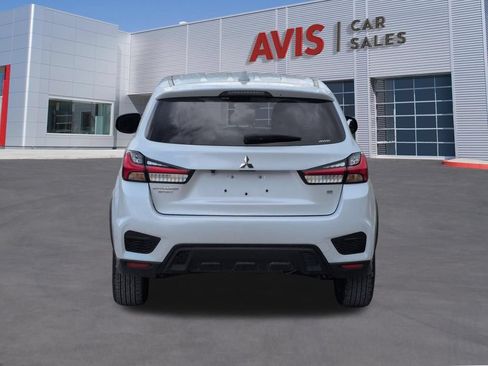 Used 2025 Mitsubishi Outlander Sport SE AWD/4WD image 7