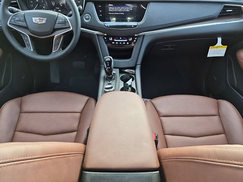 New 2026 Cadillac XT5 Premium Luxury w/ Driver Assist Package FWD image 23