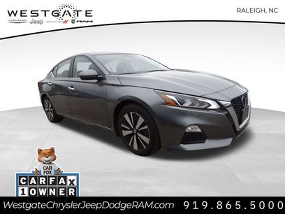 Used 2022 Nissan Altima 2.5 SV