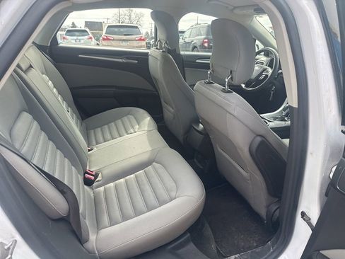 Used 2014 Ford Fusion S image 28