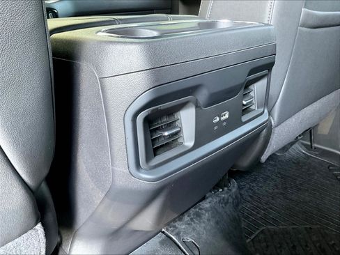 Used 2025 Chevrolet Silverado 1500 LT Trail Boss w/ Convenience Package II AWD/4WD image 11