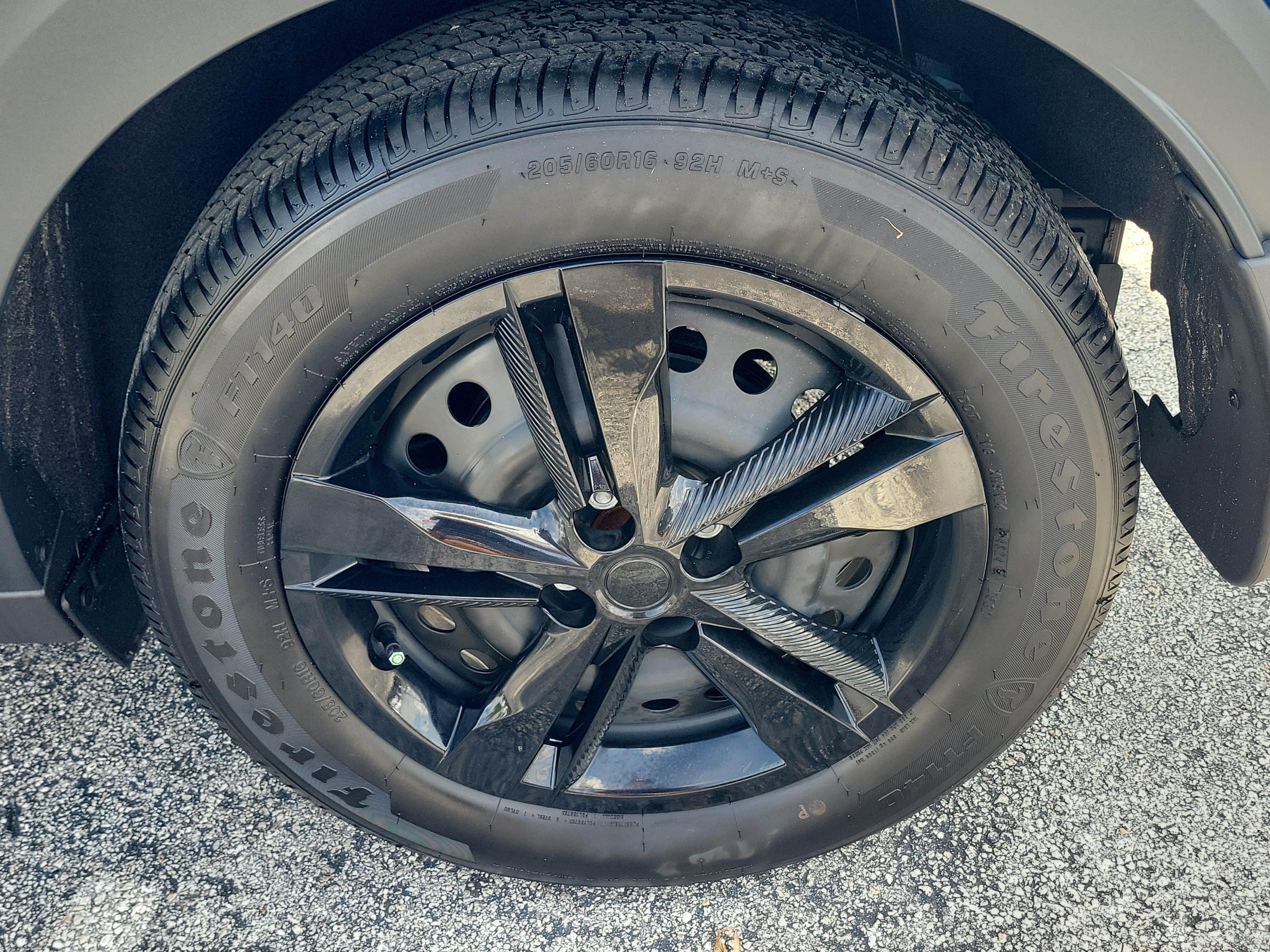 Certified 2025 Nissan Kicks Play S FWD image 9