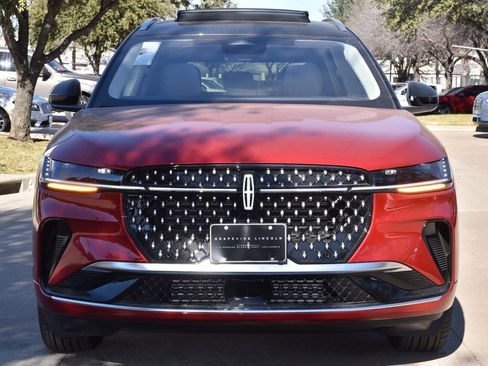 New 2026 Lincoln Nautilus Reserve image 2