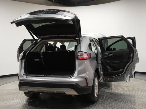 Used 2022 Ford Edge SEL w/ Convenience Package image 10