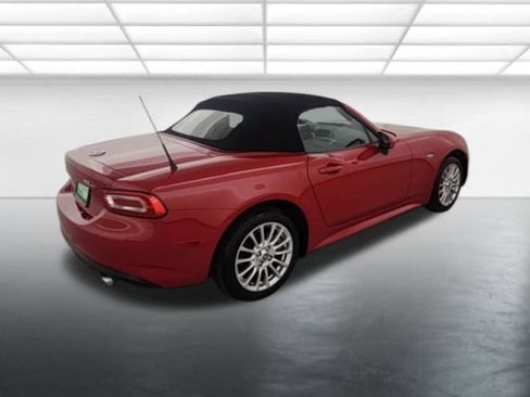 Used 2018 FIAT 124 Spider Classica RWD image 8