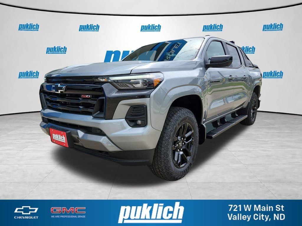 New 2026 Chevrolet Colorado Z71 w/ Midnight Edition AWD/4WD image 1