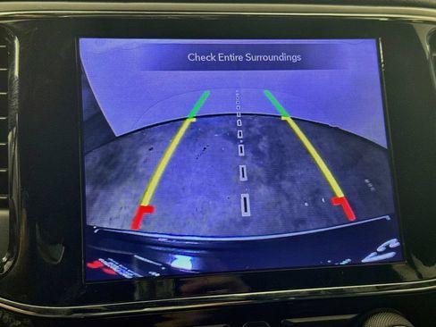 Used 2020 Jeep Grand Cherokee Limited AWD/4WD image 15
