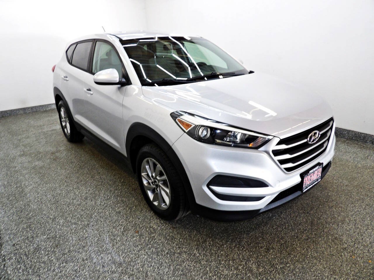 Used 2018 Hyundai Tucson SE AWD/4WD image 3