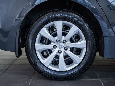 Used 2023 Toyota Corolla LE image 14