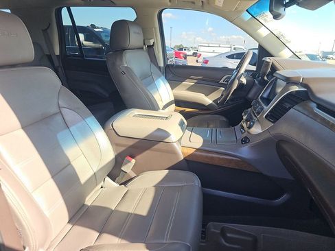 Used 2018 GMC Yukon Denali w/ Denali Ultimate Package RWD image 5