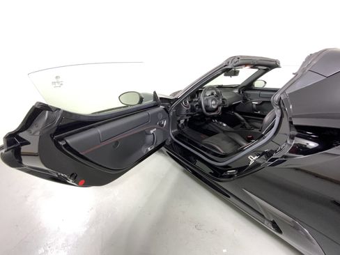 Used 2018 Alfa Romeo 4C Spider image 23