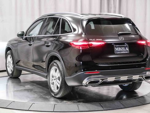 Certified 2026 Mercedes-Benz GLC 300 image 2