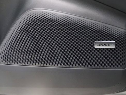 New 2026 Porsche Macan Turbo Electric image 21