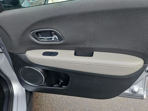 Used 2020 Honda HR-V EX image 18