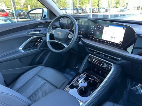 Certified 2025 Audi Q5 Premium Plus w/ Premium Plus AWD/4WD image 34
