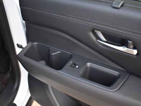 New 2026 Nissan Pathfinder Platinum FWD image 67