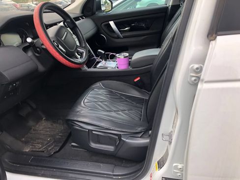 Used 2020 Land Rover Discovery Sport AWD/4WD image 4