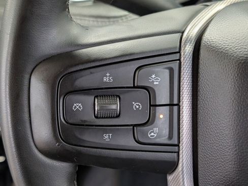 Used 2023 GMC Yukon Denali image 17