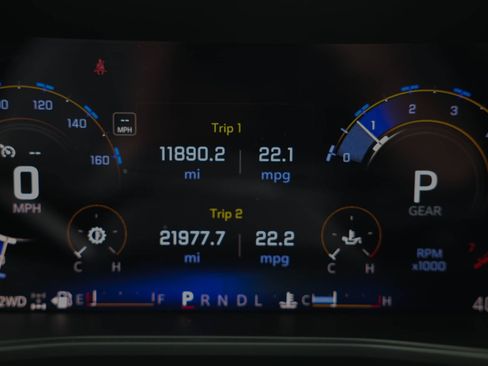 Used 2024 Chevrolet Colorado Trail Boss w/ Advanced Trailering Package AWD/4WD image 20