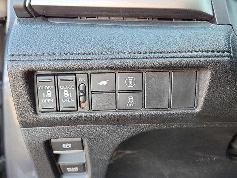 Used 2024 Honda Odyssey EX-L image 22