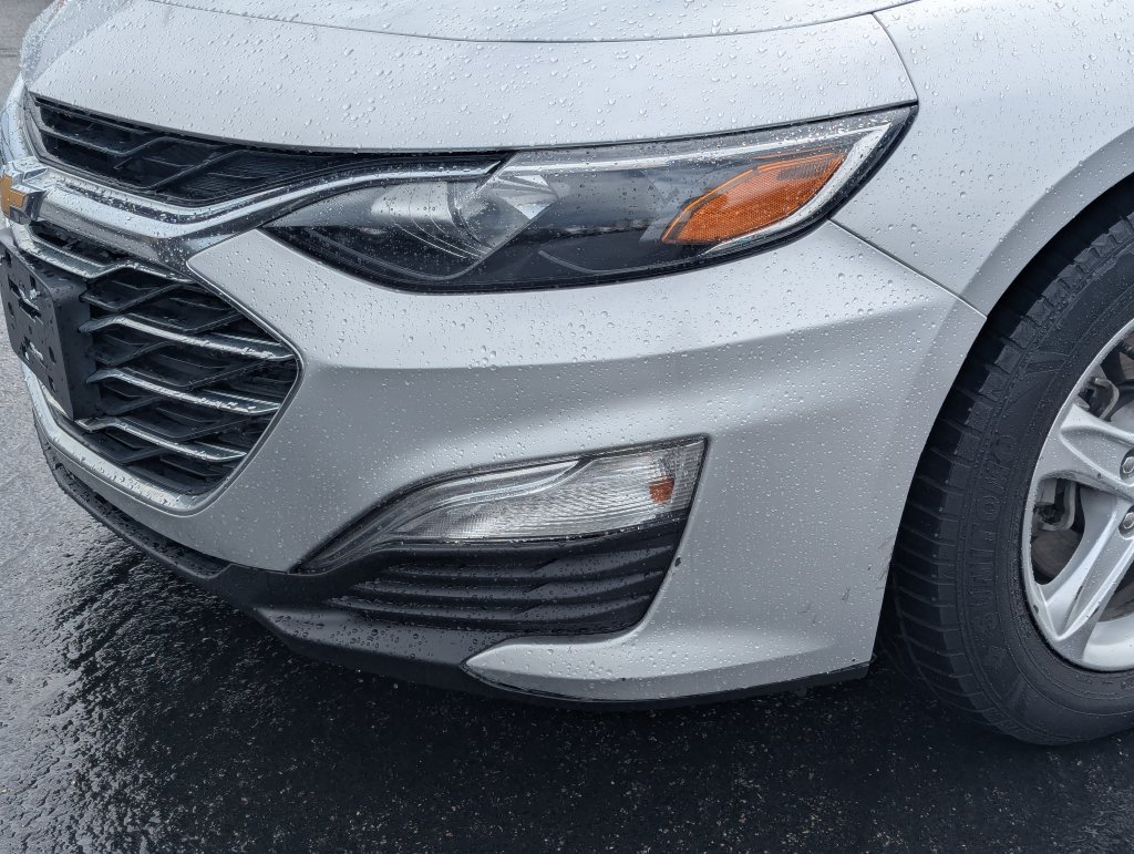 Used 2019 Chevrolet Malibu LS FWD image 11