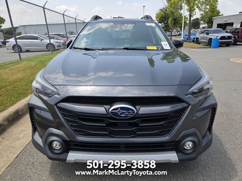 Used 2023 Subaru Outback Limited AWD/4WD image 2