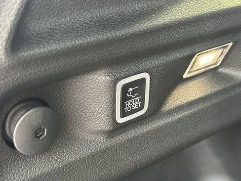 New 2025 Jeep Grand Cherokee L Limited image 23