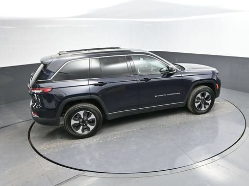 Used 2024 Jeep Grand Cherokee Limited 4xe AWD/4WD image 33
