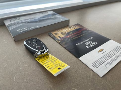 Certified 2023 Chevrolet Blazer RS w/ Driver Confidence II Package image 17