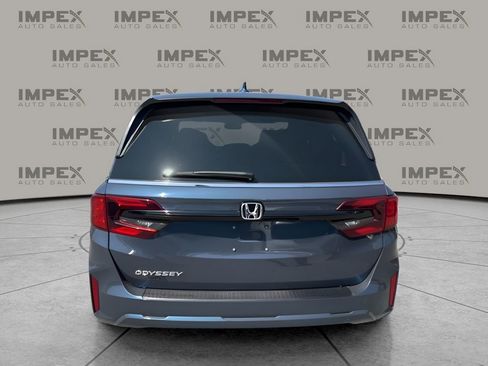Used 2025 Honda Odyssey EX-L image 4