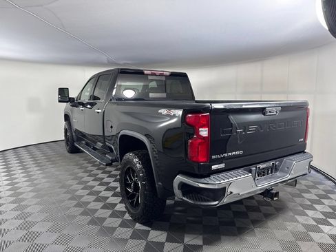 Used 2020 Chevrolet Silverado 2500 LTZ w/ LTZ Plus Package AWD/4WD image 3