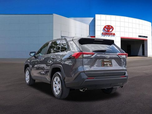 Used 2023 Toyota RAV4 LE AWD/4WD image 12