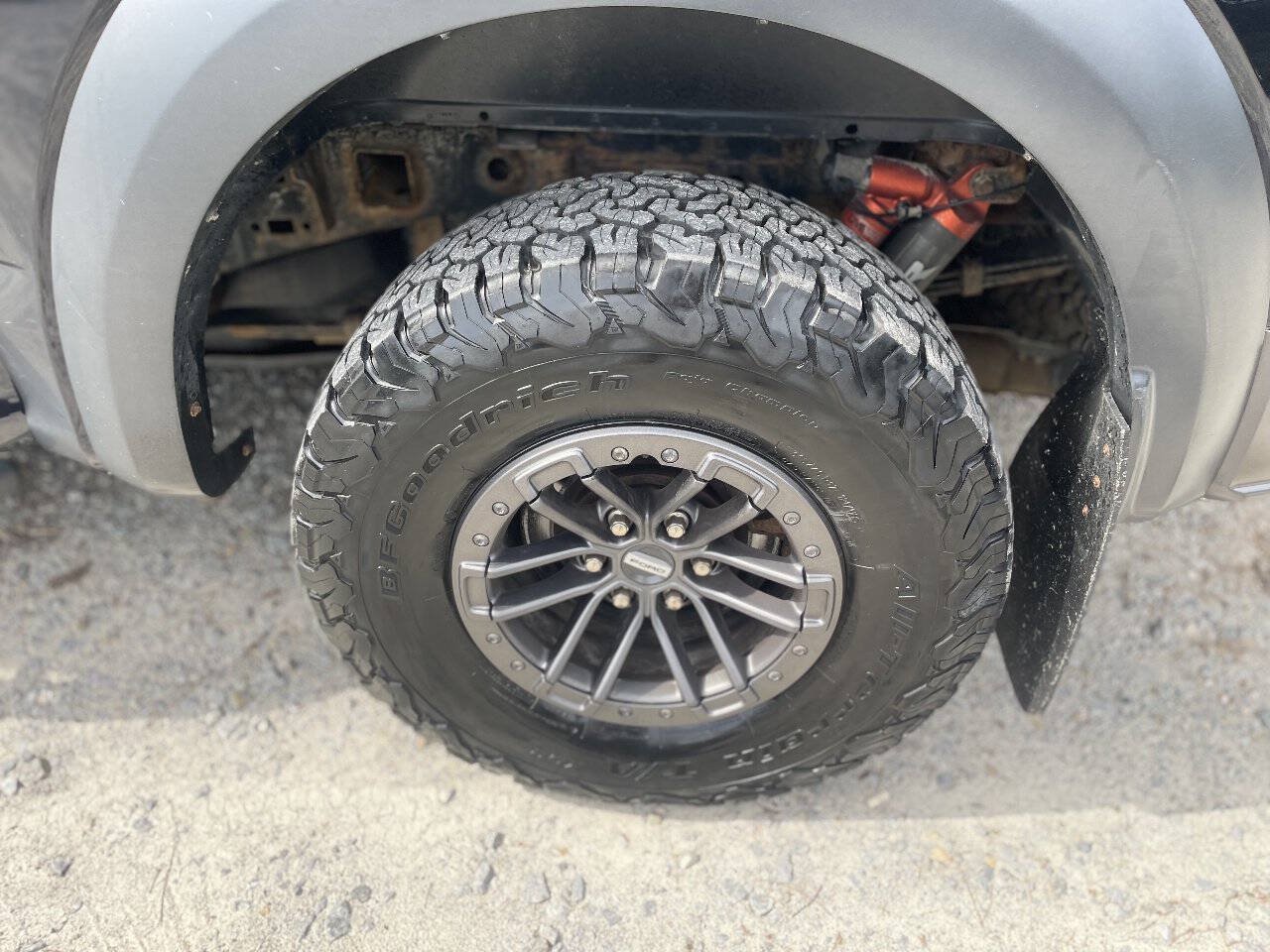 Used 2019 Ford F150 Raptor w/ Equipment Group 802A Luxury AWD/4WD image 26